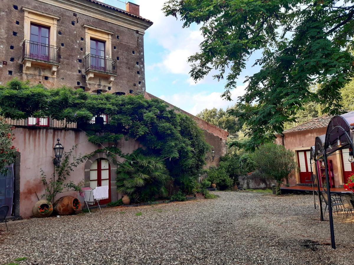 Villa La Rocca Della Rosa Zafferana Etnea Exterior foto